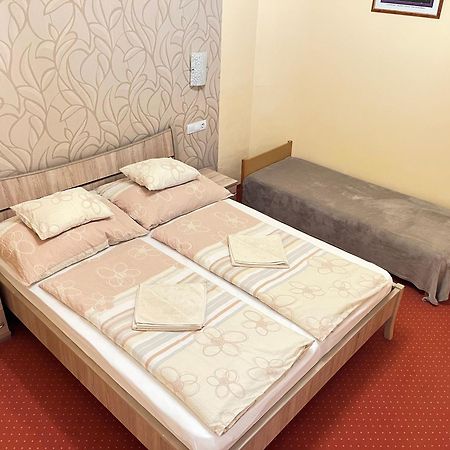 Gesztenye Apartman Мако Екстер'єр фото
