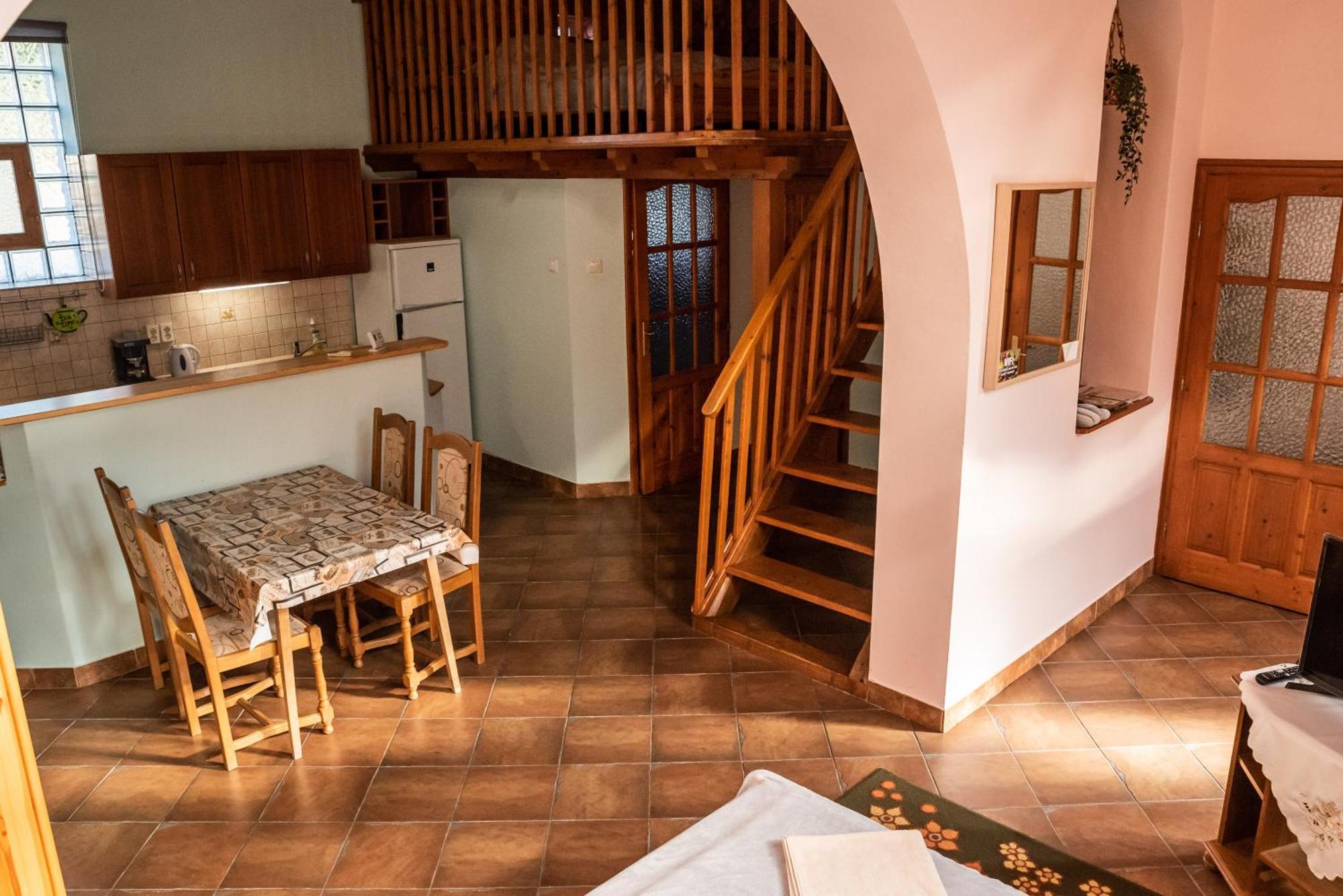 Gesztenye Apartman Мако Екстер'єр фото