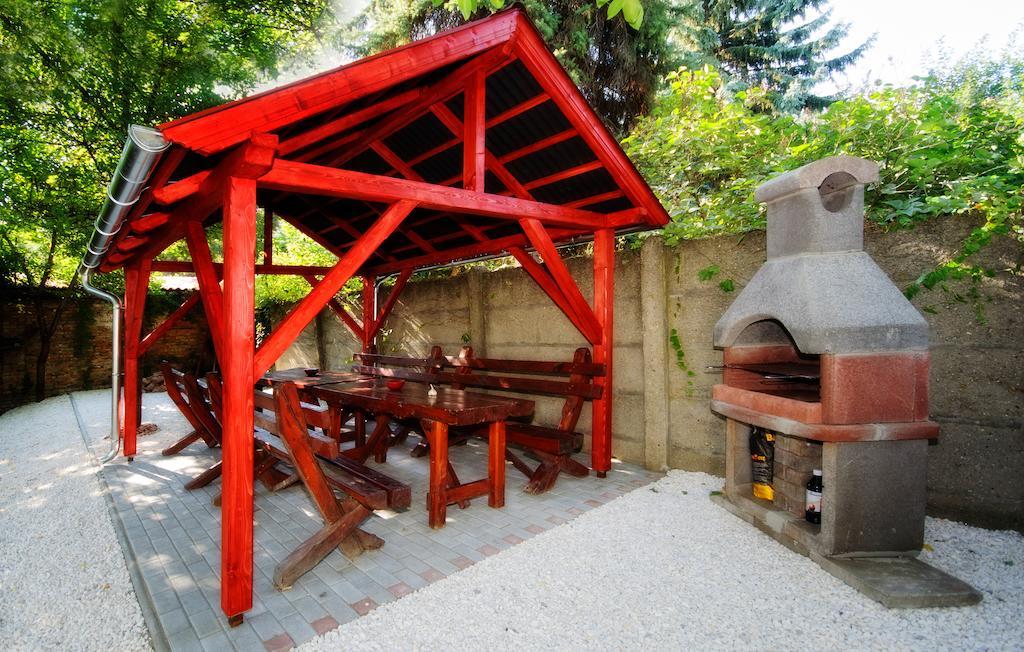 Gesztenye Apartman Мако Екстер'єр фото